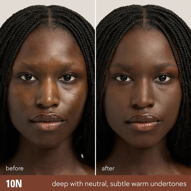 Kylie Natural Blur Powder Foundation