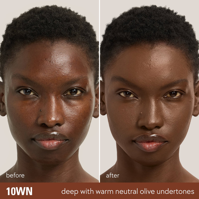 Kylie Natural Blur Powder Foundation