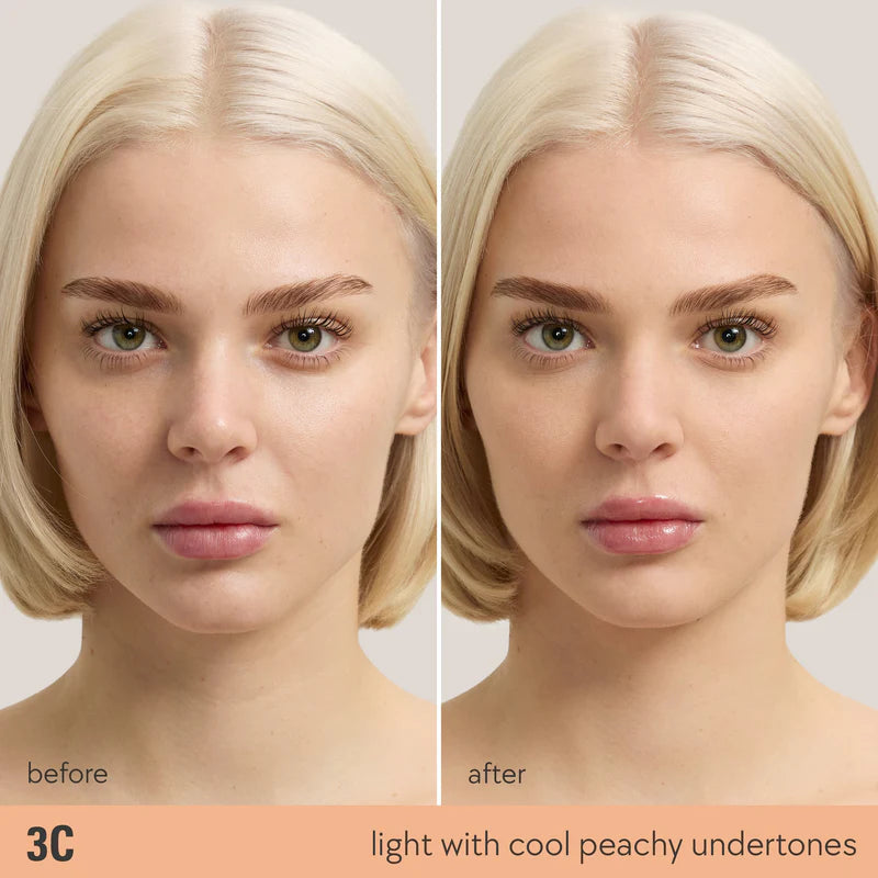 Kylie Natural Blur Powder Foundation