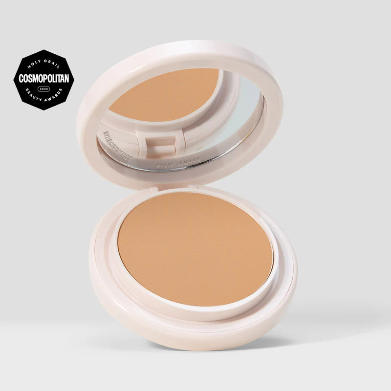Kylie Natural Blur Powder Foundation