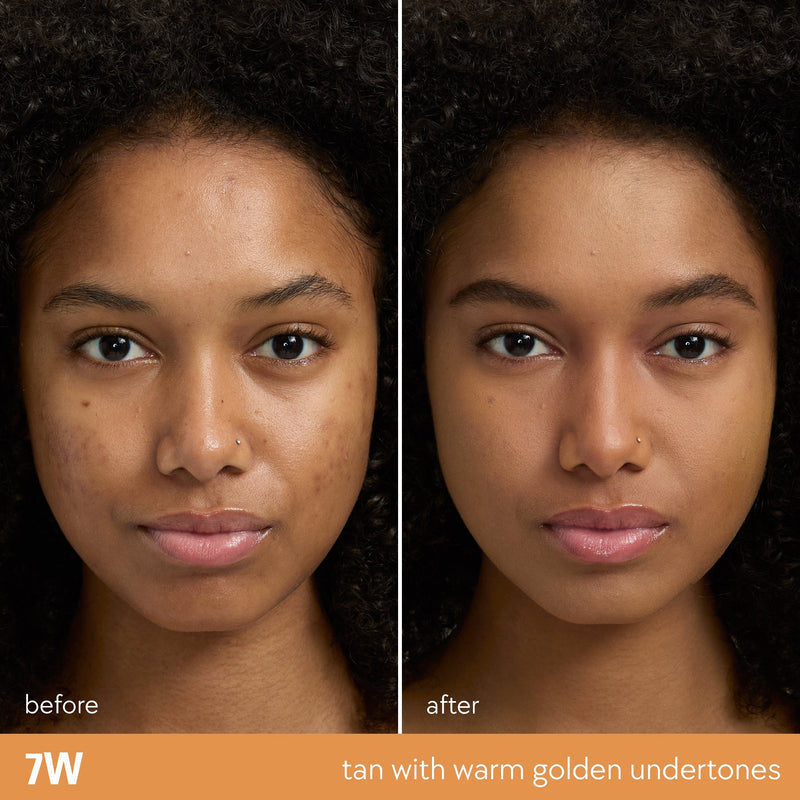 Kylie Natural Blur Powder Foundation