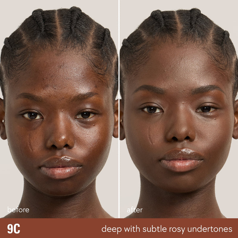 Kylie Natural Blur Powder Foundation