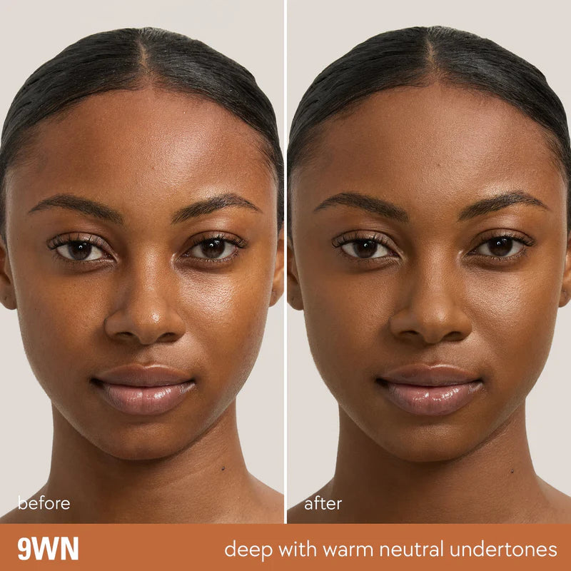 Kylie Natural Blur Powder Foundation