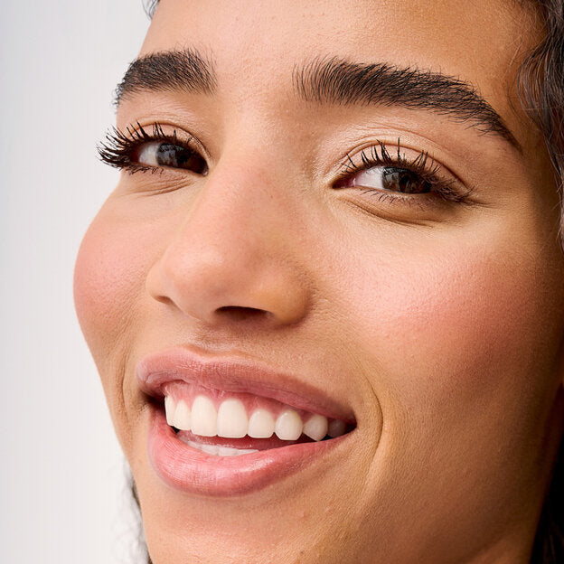 Benefit Voluminizing Mascara