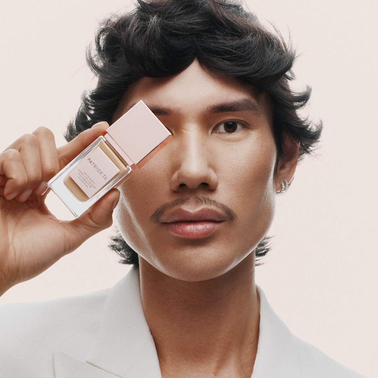Patrick Ta Foundation major skin luminous