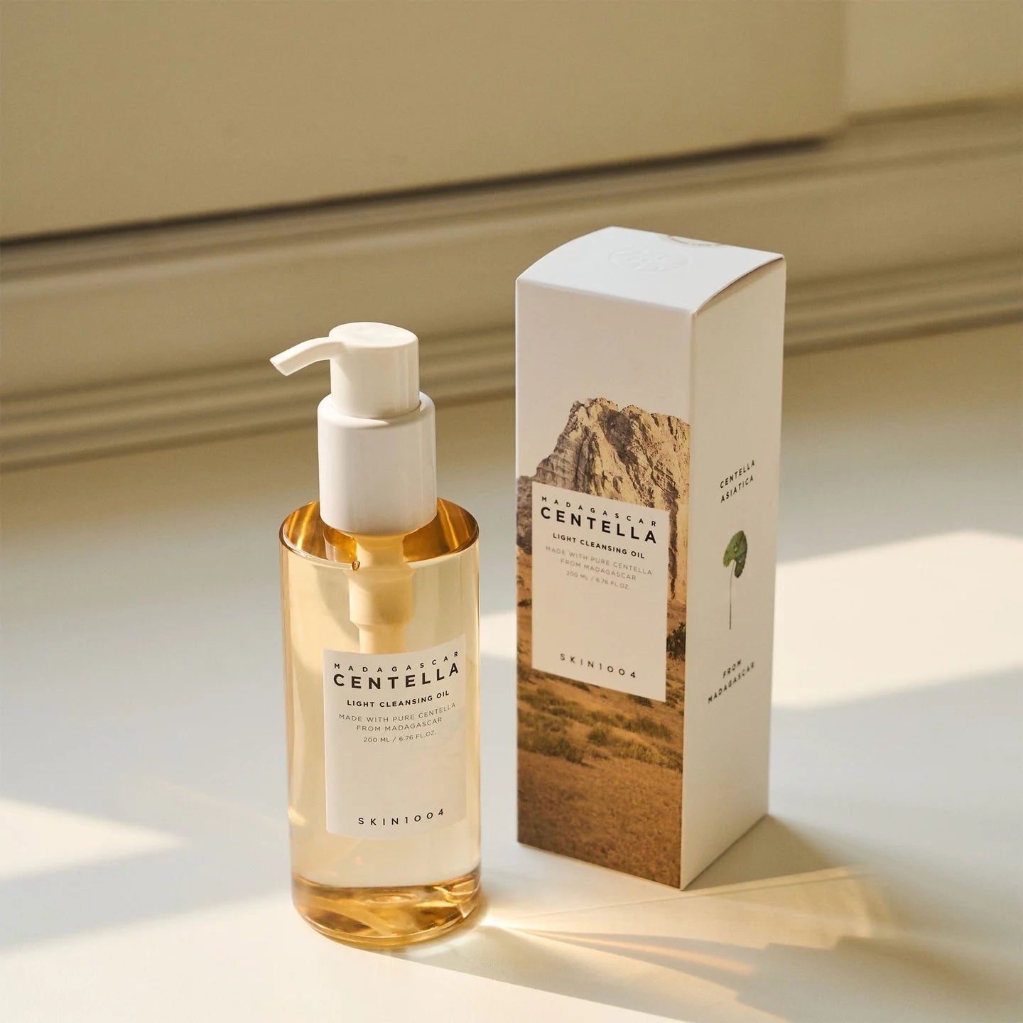 Skin 1004 Centella Light Cleansing Oil