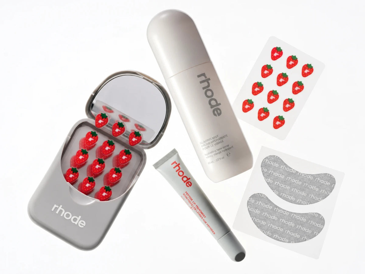 Rhode Strawberry Glaze: Spot Case con parches de frutilla, Glazing Mist, Peptide Lip Treatment y parches para ojos